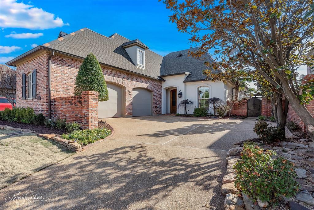 108 Vieux Carre, Bossier City