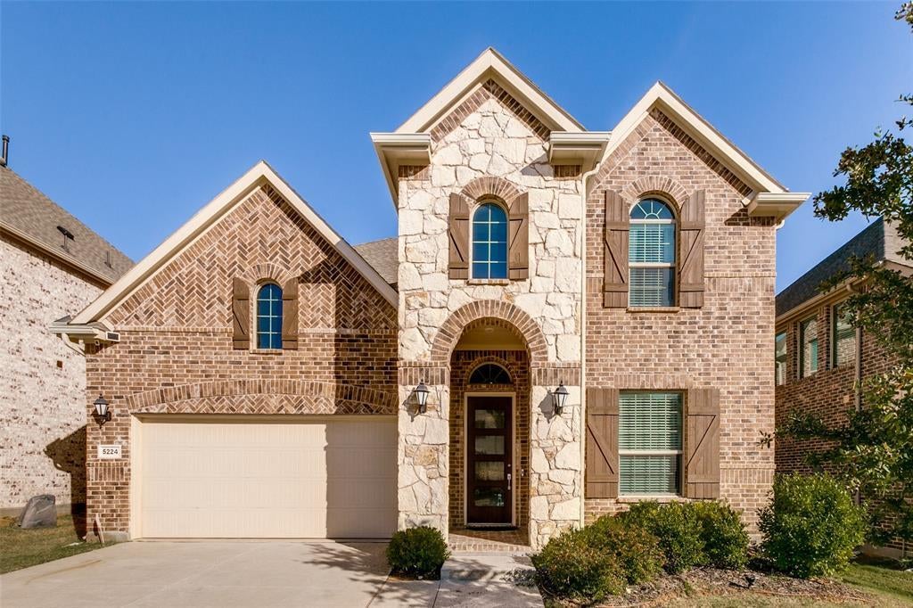 5224 Summer Shade Lane, Flower Mound