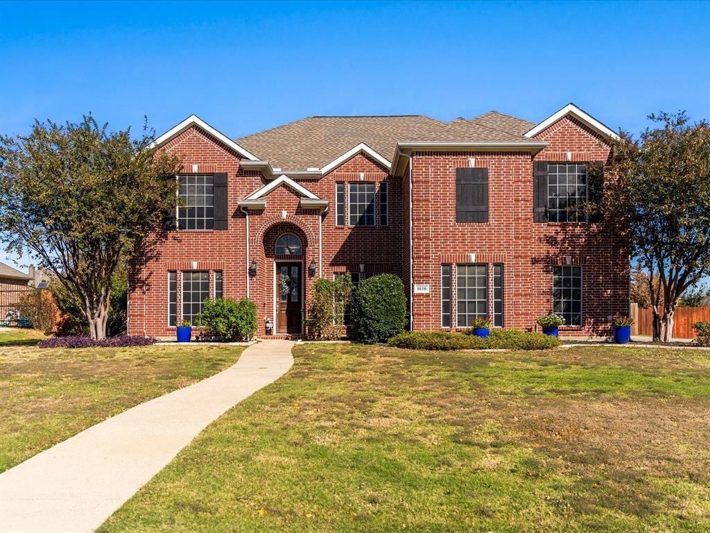 1616 Bassett Hound Drive, Fort Worth