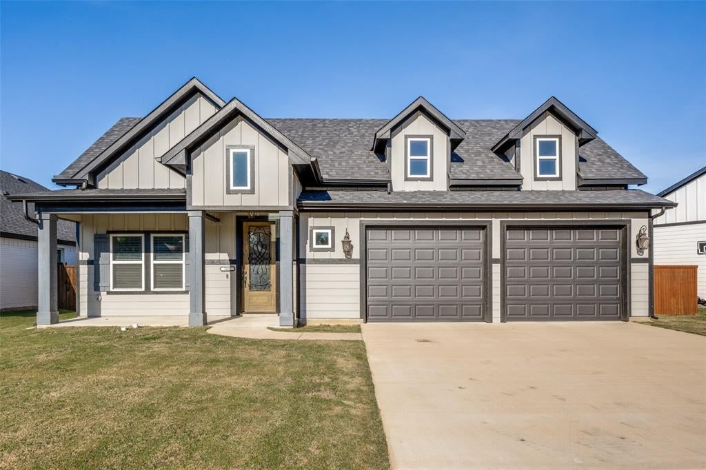 745 River Oak Way, Lake Dallas