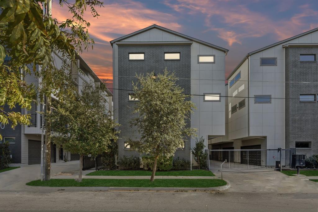 4226 Roseland Avenue 203, Dallas