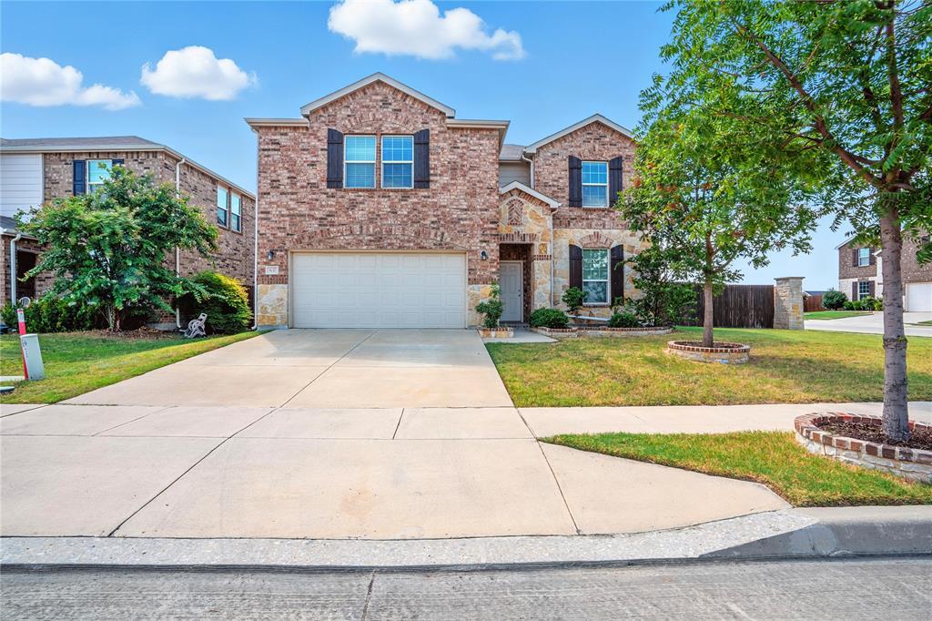 8137 Kurgan Trail, Fort Worth