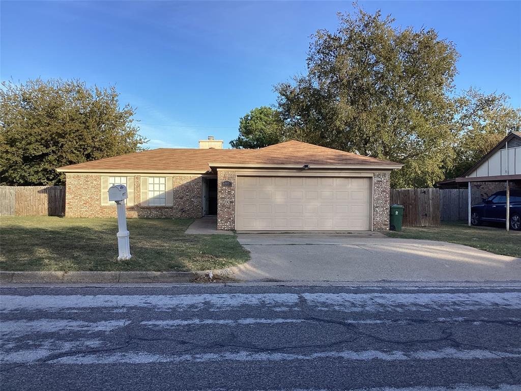 5915 Willow Branch Drive, Arlington