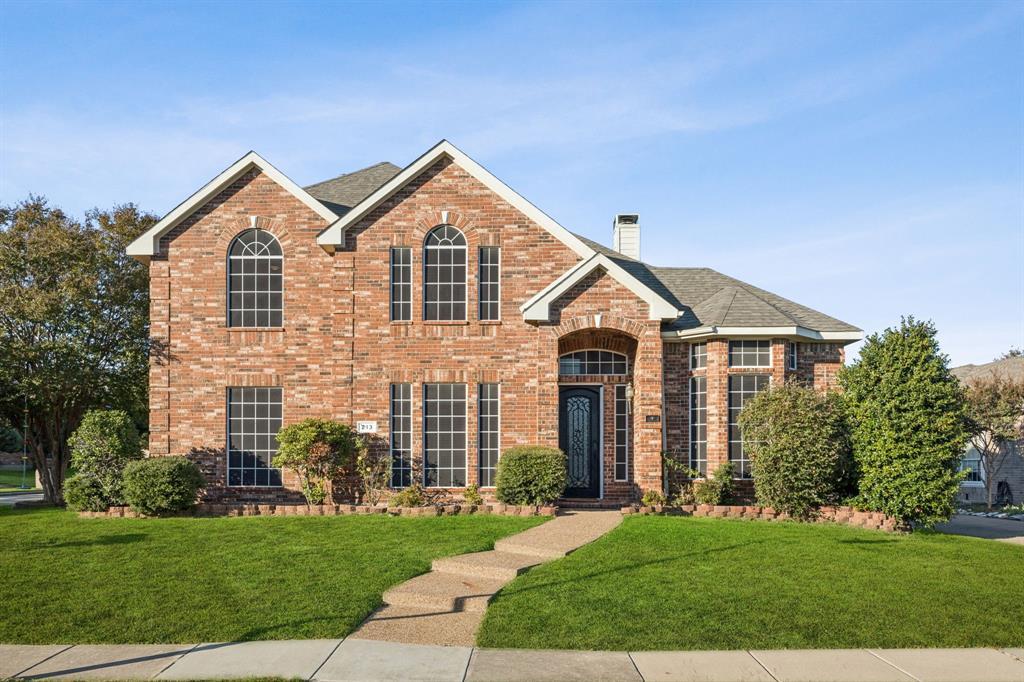 213 Sherwood Drive, Murphy