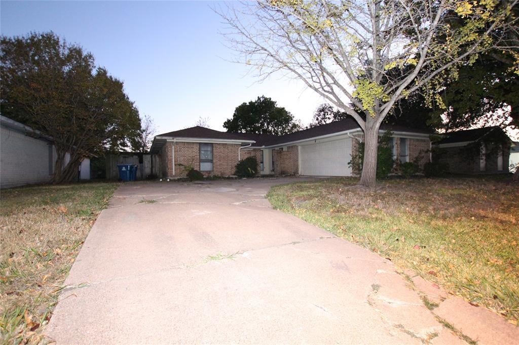 7202 Lakeshore Drive, Rowlett