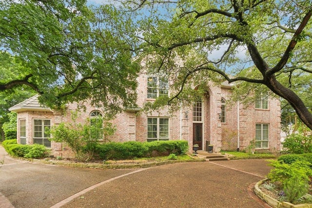 4 Spyglass Court, Frisco