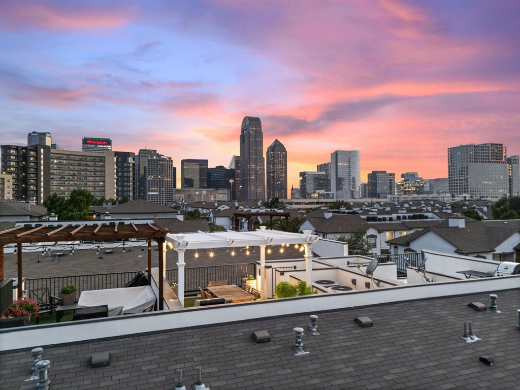 743 Cannen John Lane, Dallas