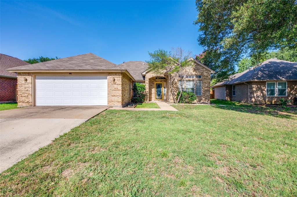 7413 Emerywood Lane, Fort Worth