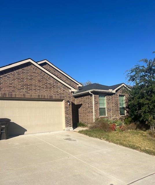 4820 Bronzeleaf Lane, Fort Worth