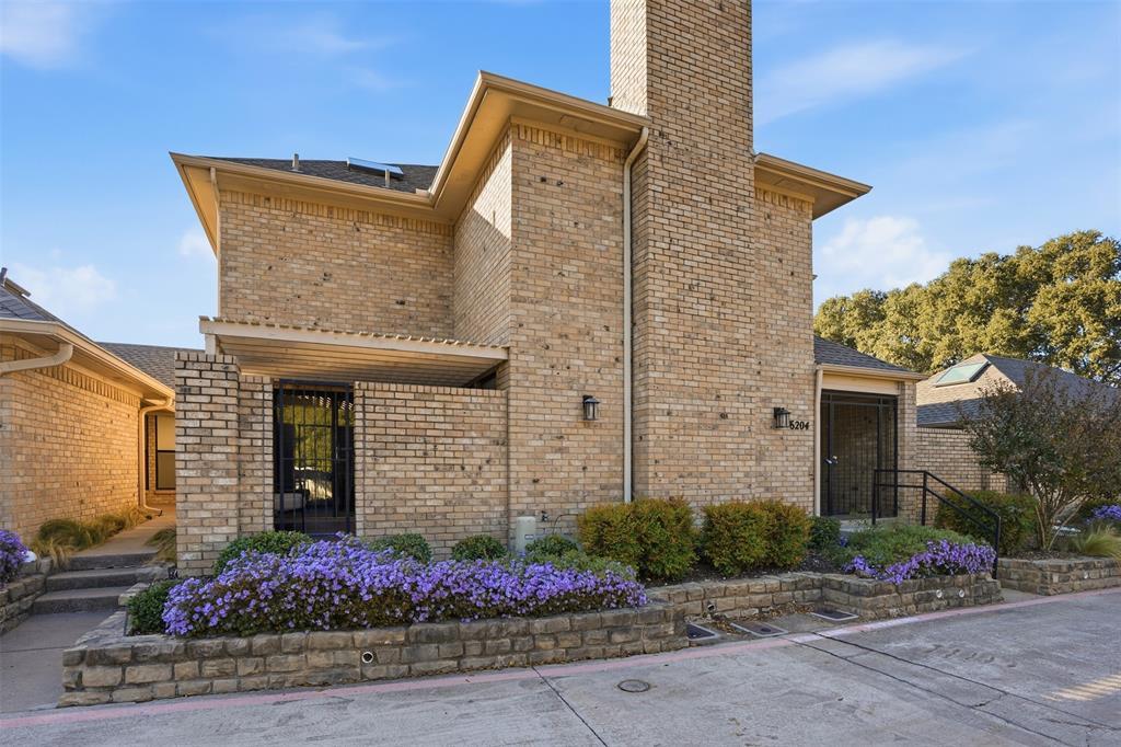 6204 Sea Meadow Drive, Fort Worth