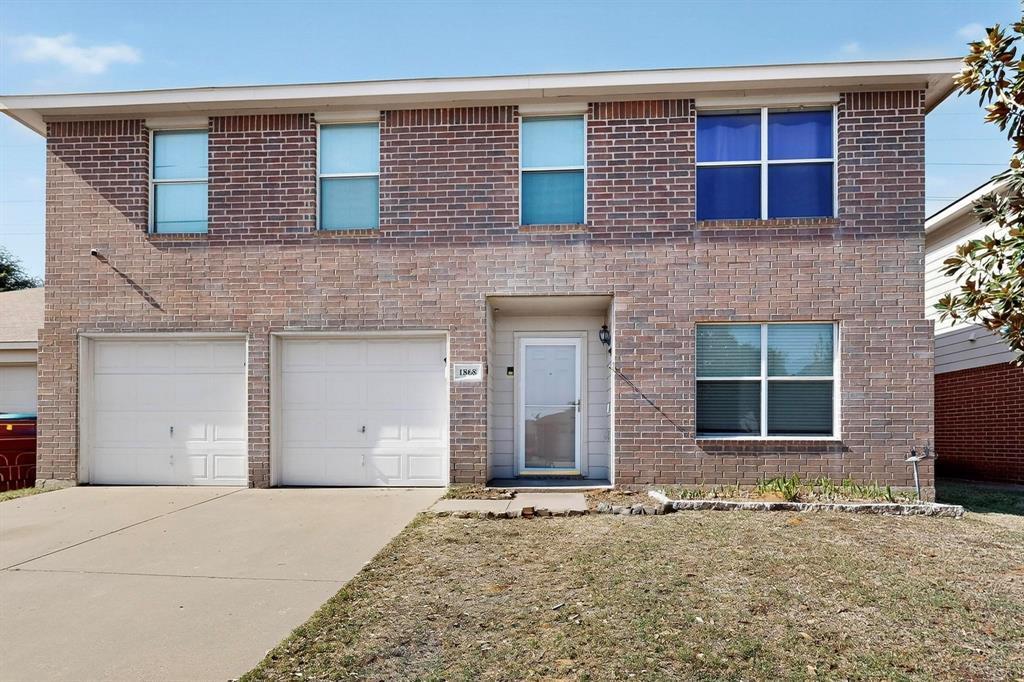 1868 Lynnwood Hills Drive, Fort Worth