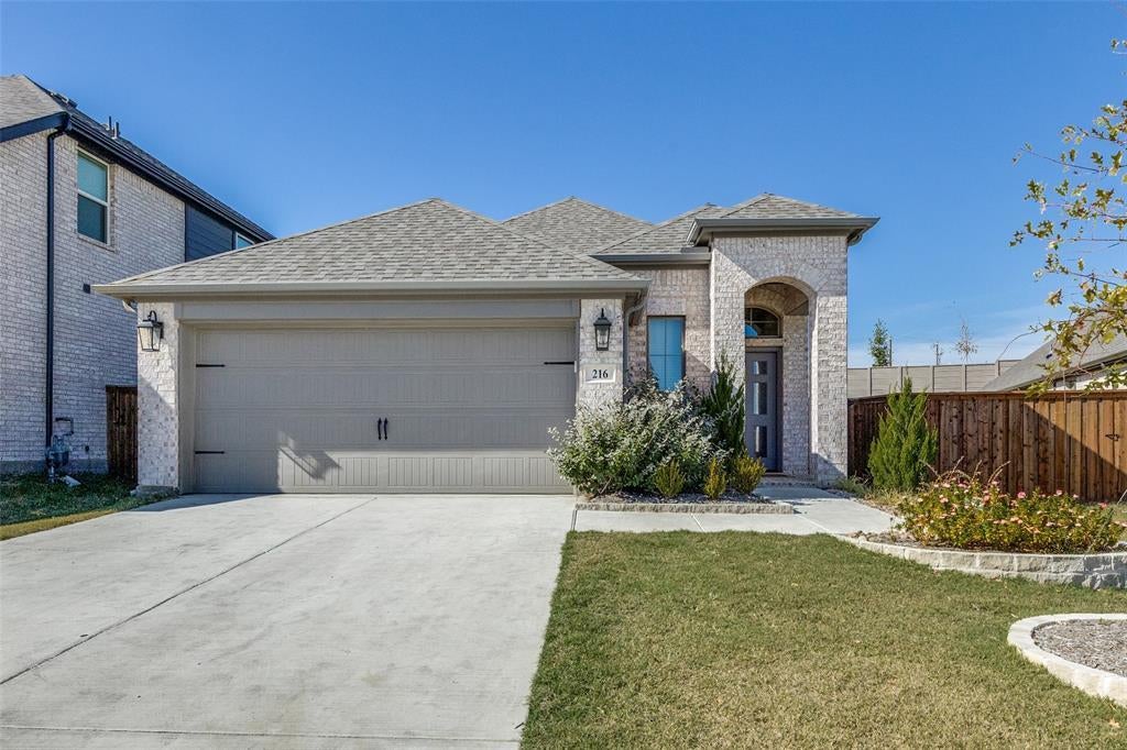 216 Palo Duro Bend, Rhome