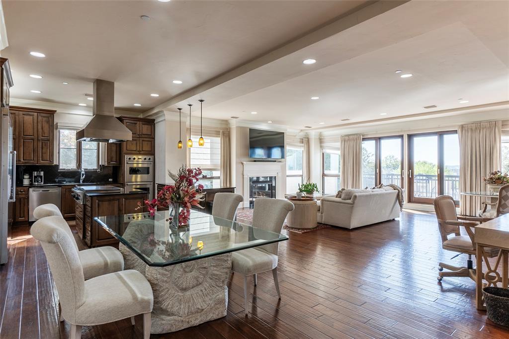 501 Samuels Avenue 110, Fort Worth