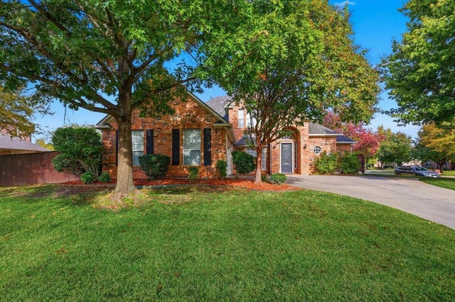 1617 Forest Bend Lane, Keller