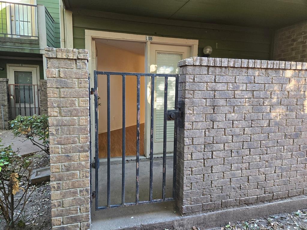 9823 Walnut Street 106, Dallas