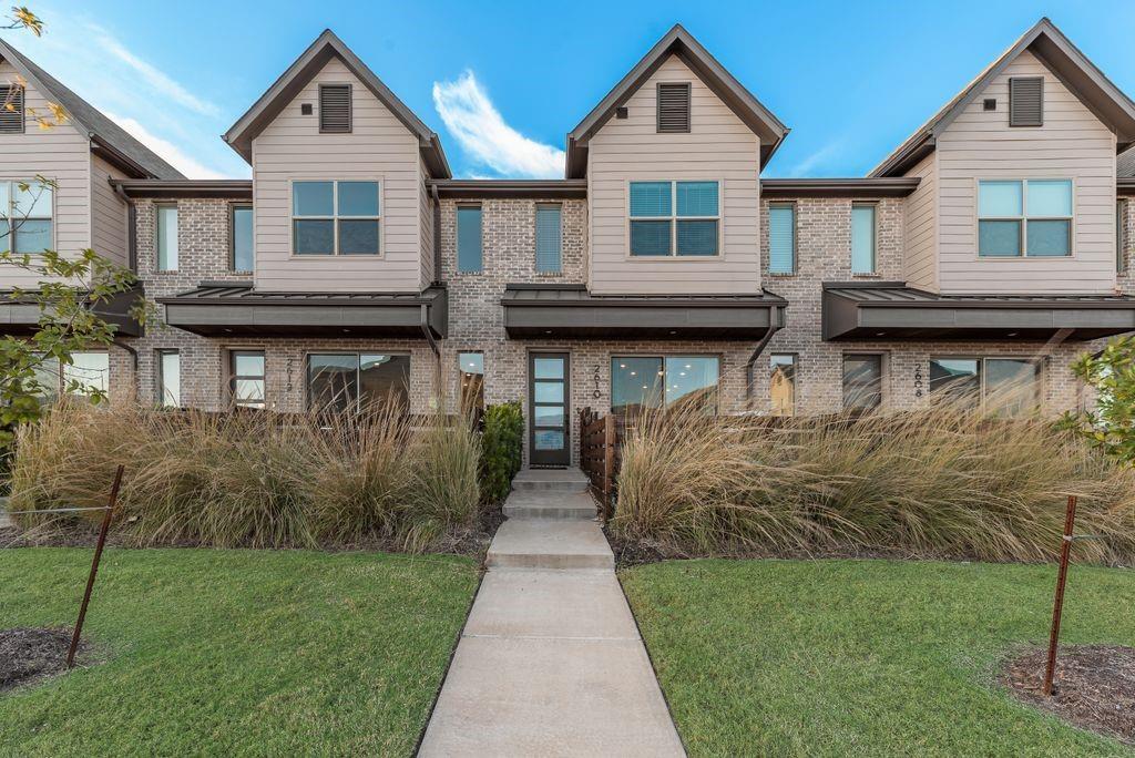 2610 La Cala Drive, Grand Prairie