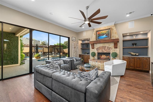 5115 Shoreline Drive, Frisco