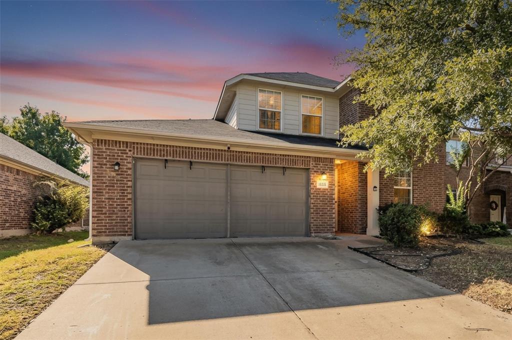 1260 Mountain Air Trail, Fort Worth