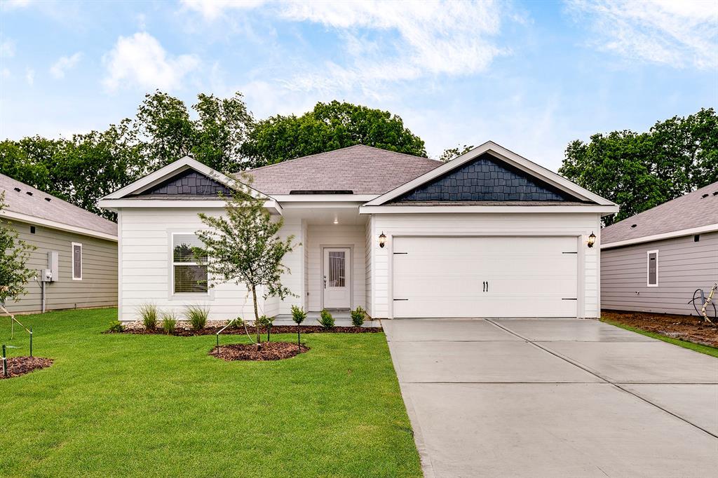 213 Southgate Drive, Terrell