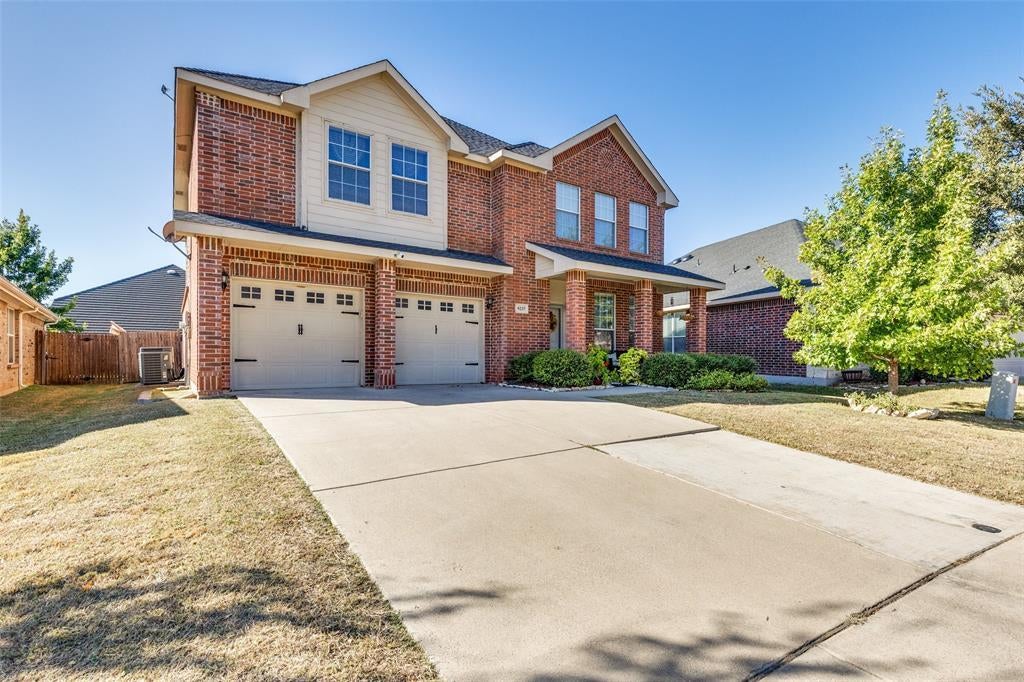 9237 Tierra Verde Drive, Fort Worth