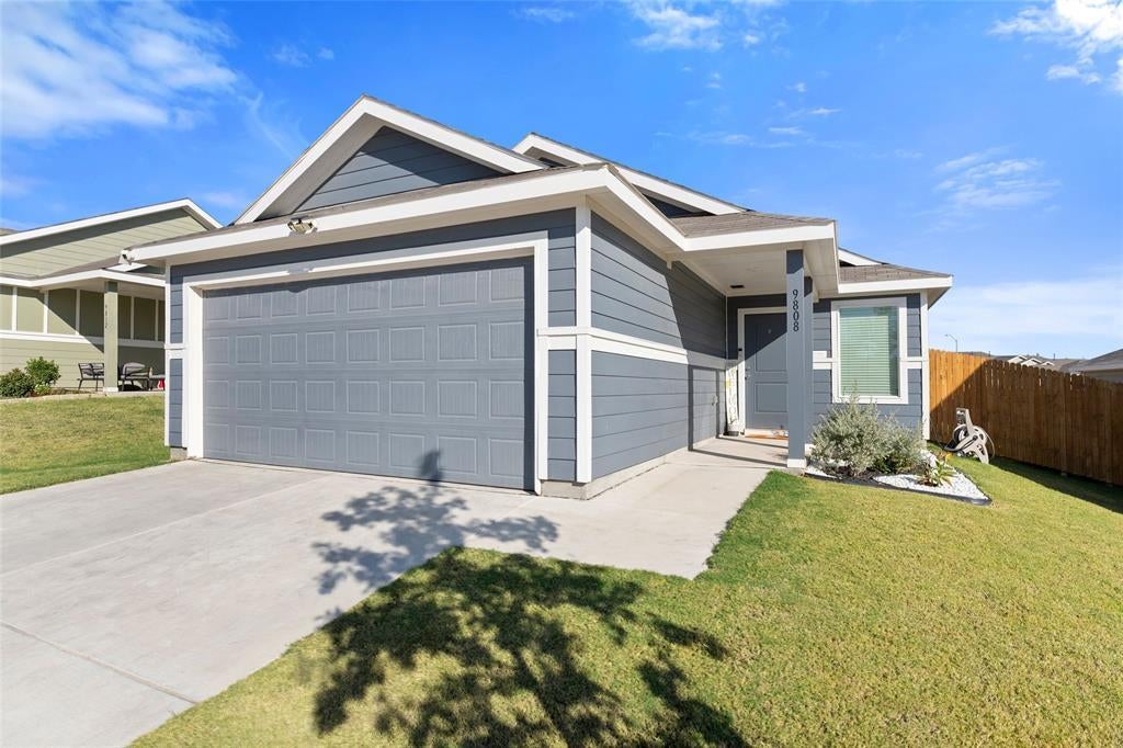 9808 Trusler Road, Fort Worth