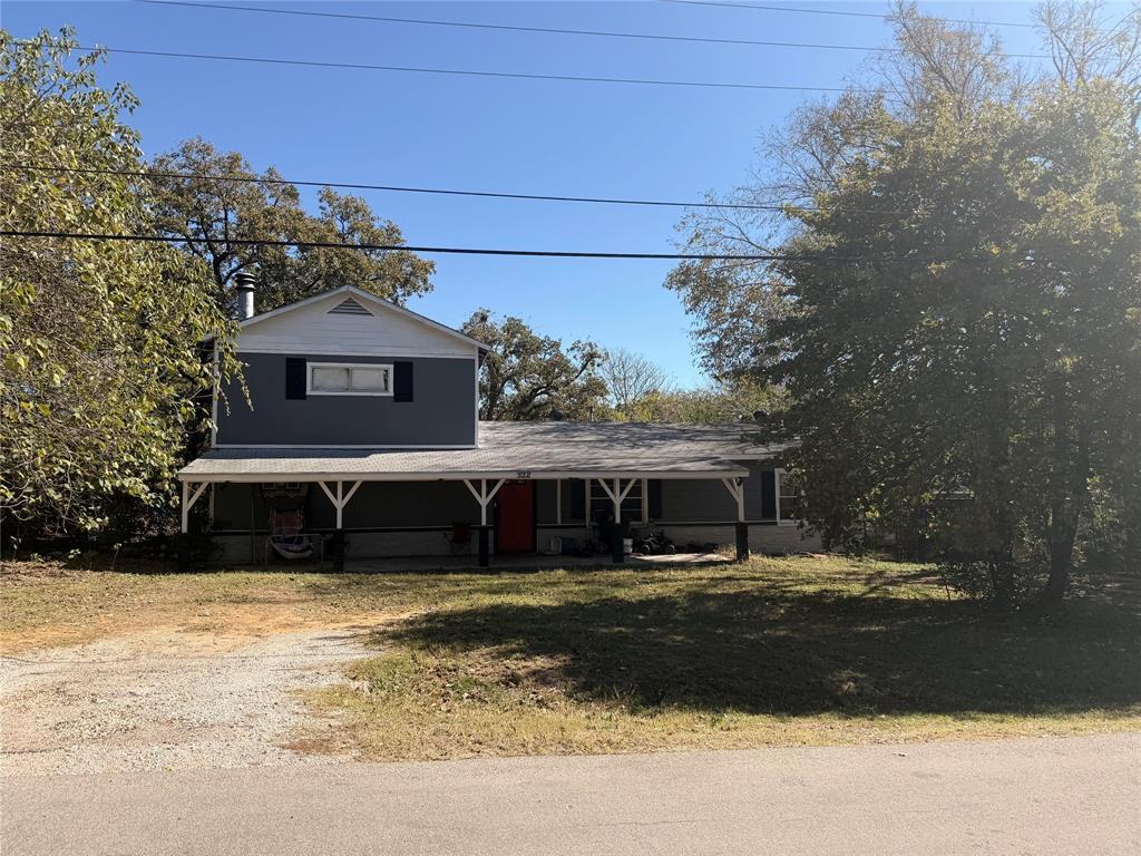 322 Center Lane, Fort Worth