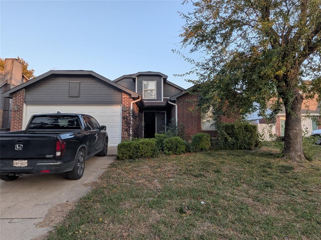 7912 Eastwind Drive, Fort Worth
