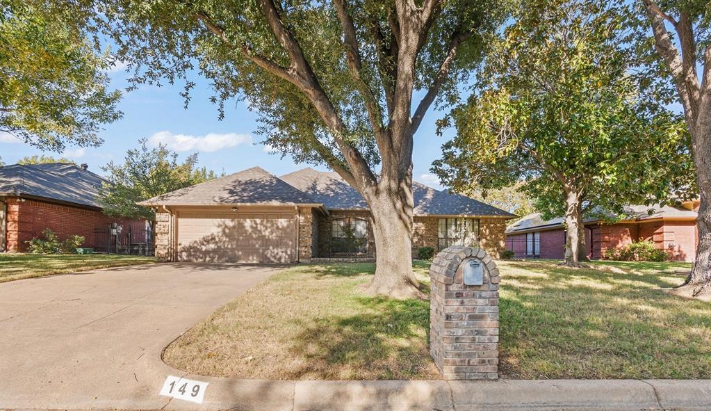 149 Sandlewood Lane, Burleson