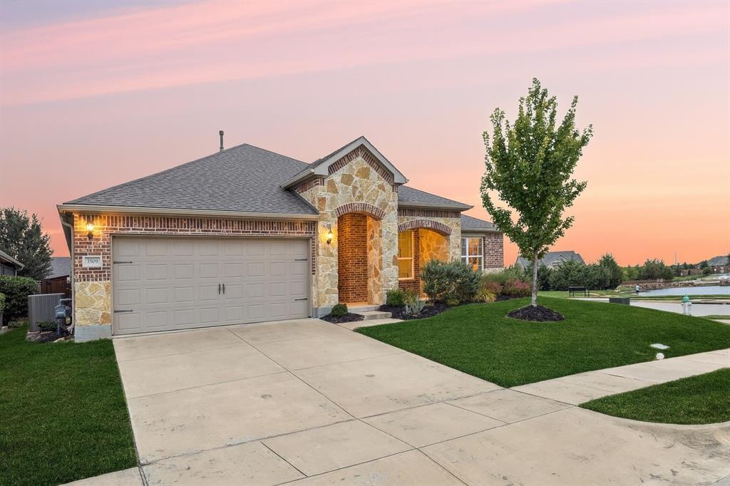 3509 Northdale Lane, Northlake