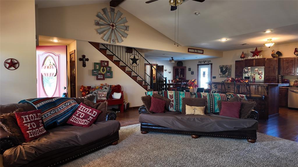 200 County Road 1260, Decatur