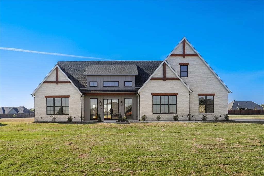 207 Stuart Street, Paradise