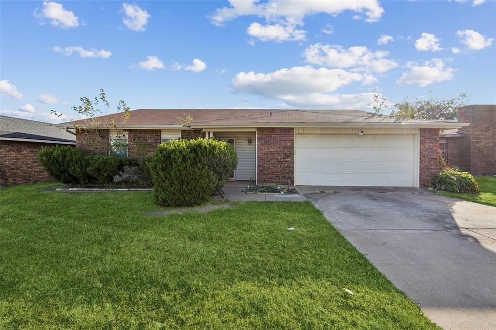 7512 Whitewood Drive, Fort Worth