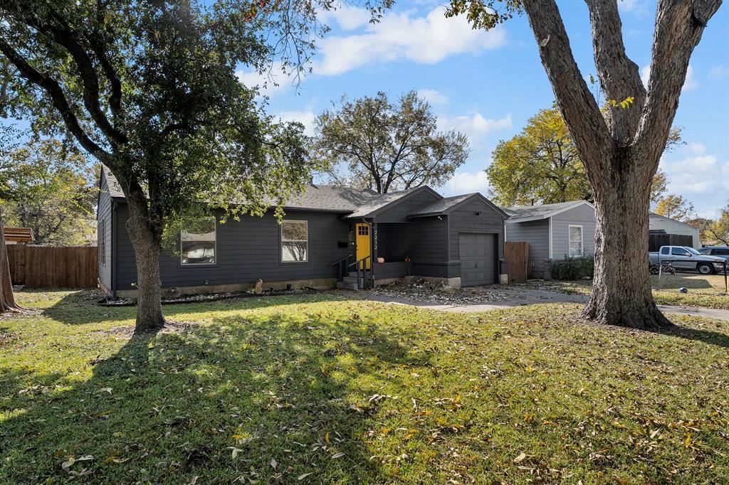 2212 Tealford Drive, Dallas