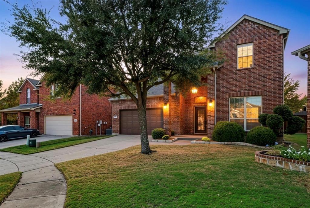 908 Hollowbrook Circle, McKinney