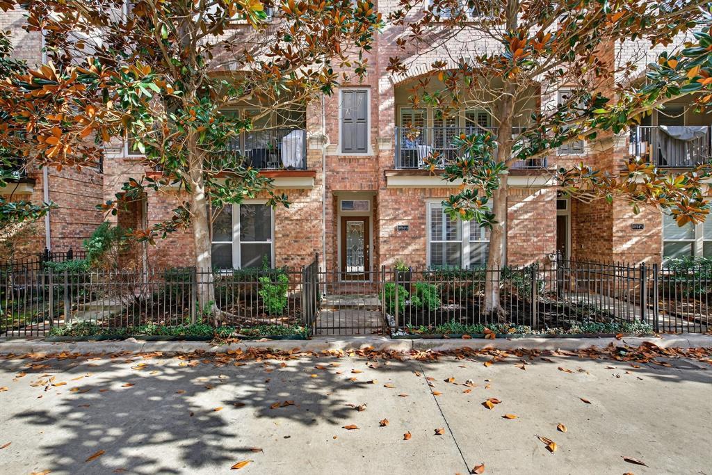 3704 Wycliff Avenue 2, Dallas