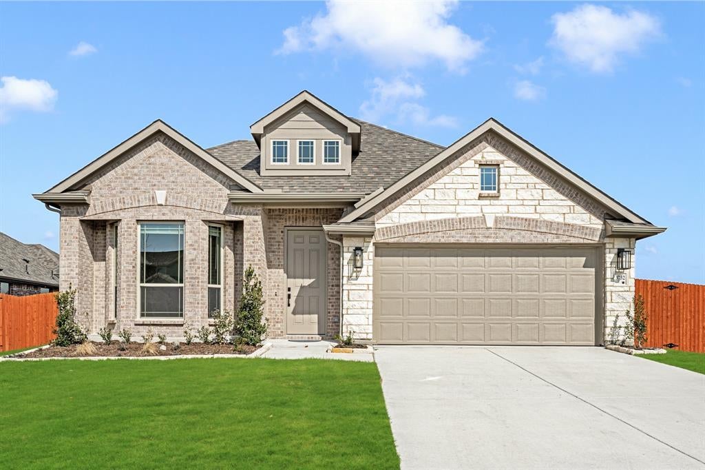 3732 Topeka Trail, Crandall