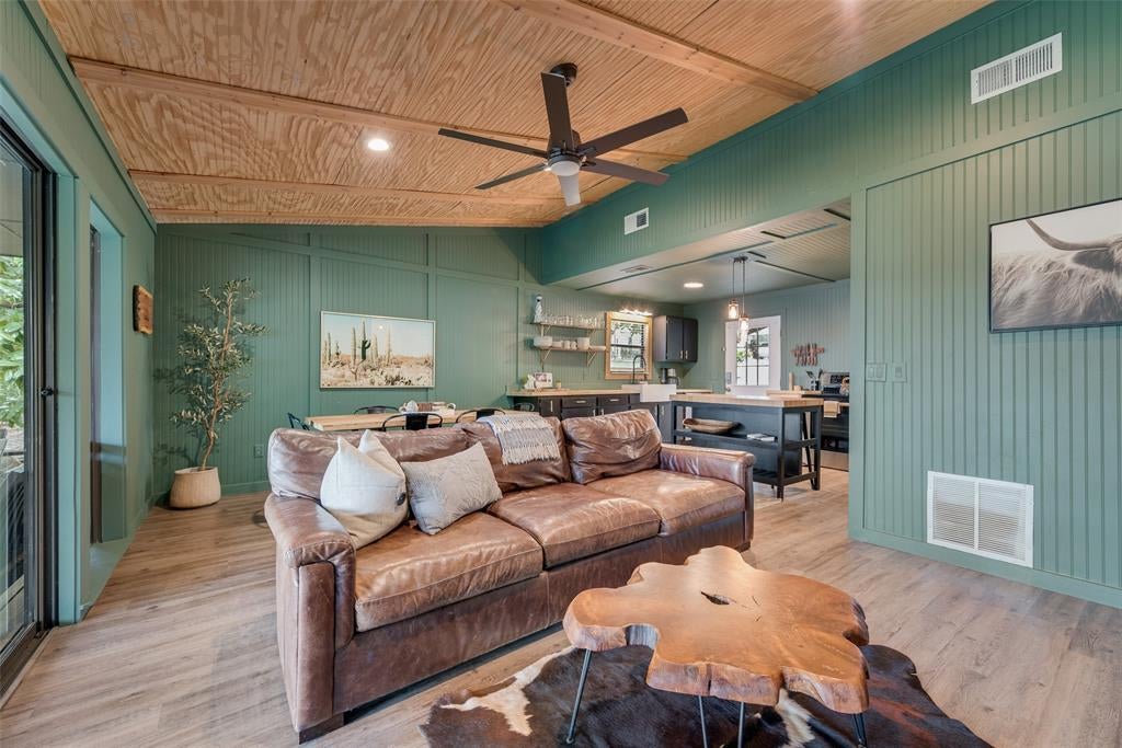 164 Redondo Road, Gun Barrel City