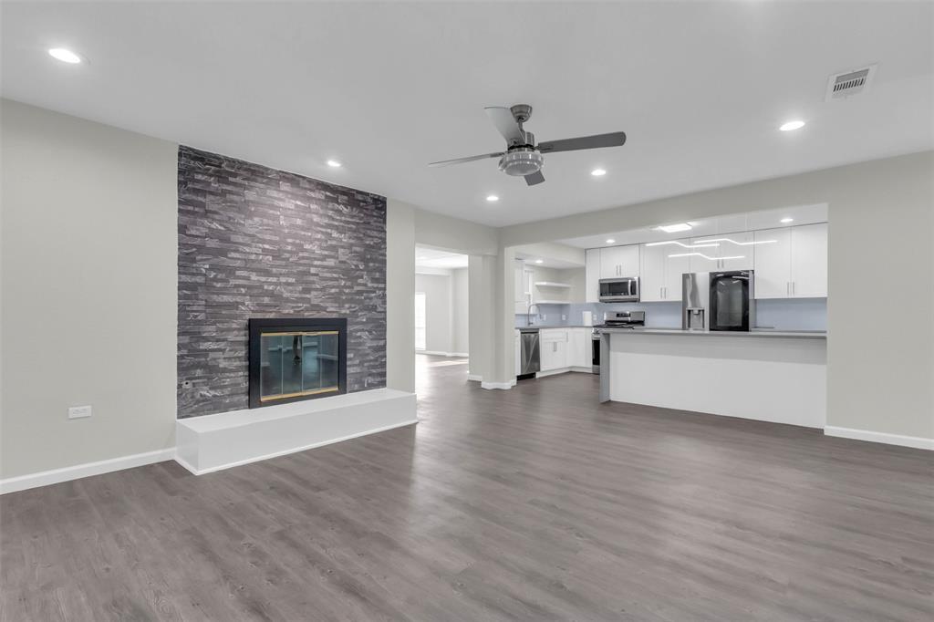 12904 Rosser Road, Farmers Branch