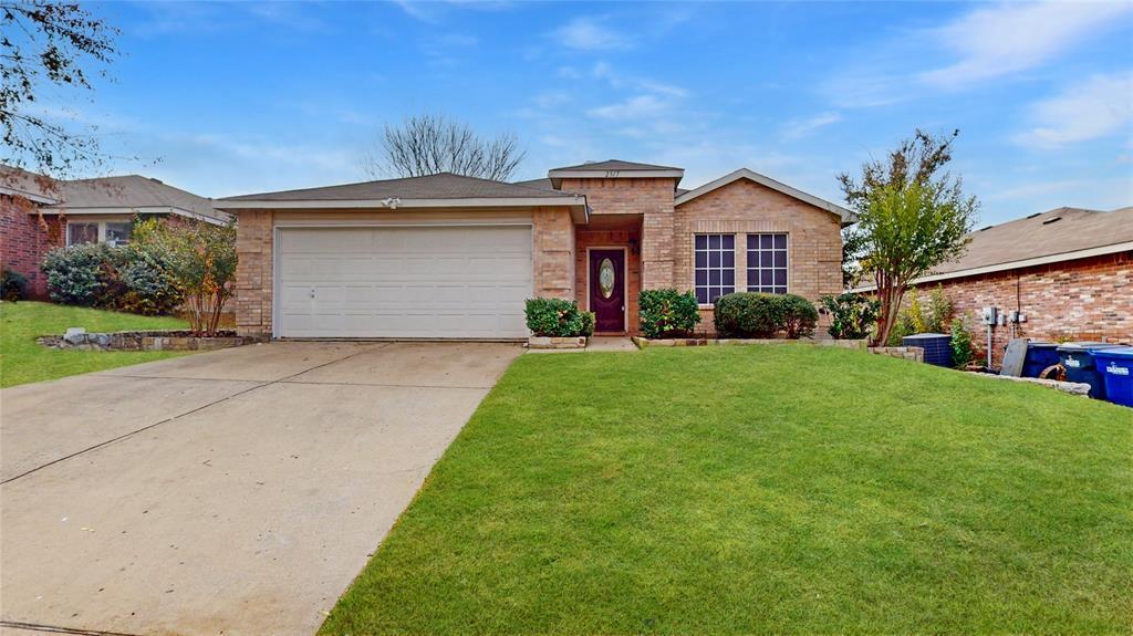 2317 Avalon Creek Way, McKinney