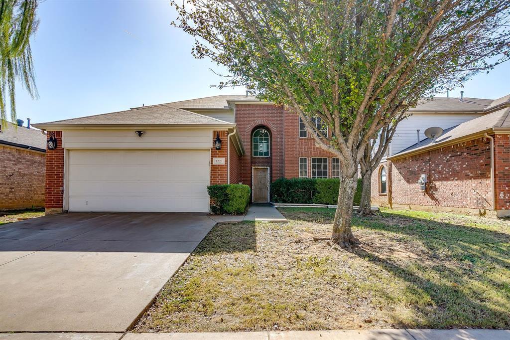 3221 Gettysburg Lane, Fort Worth