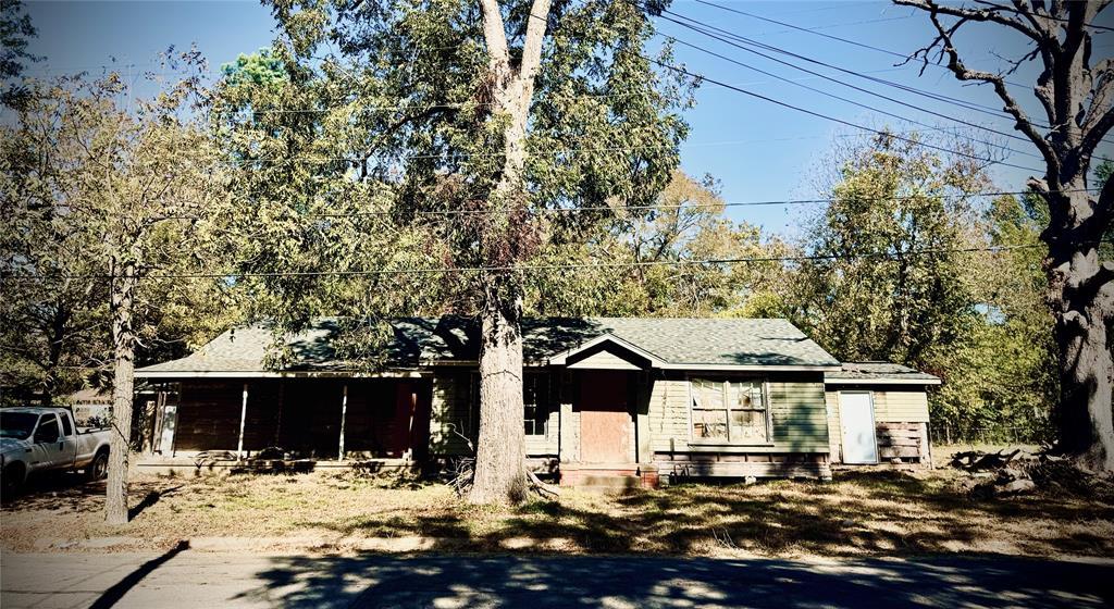 2250 W Kaufman Street, Paris