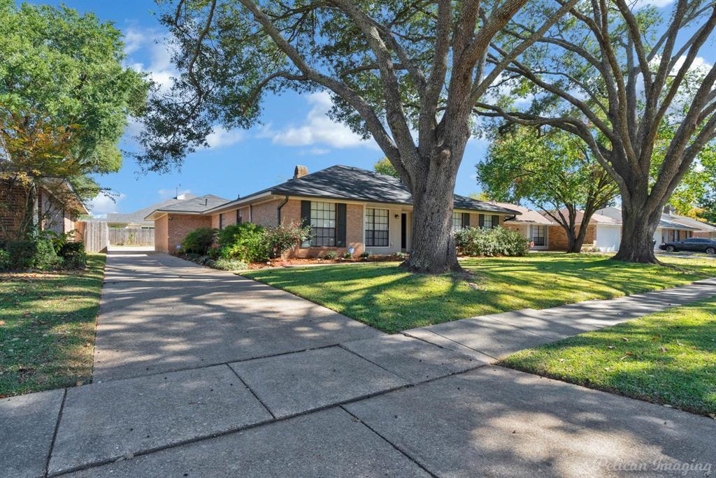 8633 Chalmette Drive, Shreveport