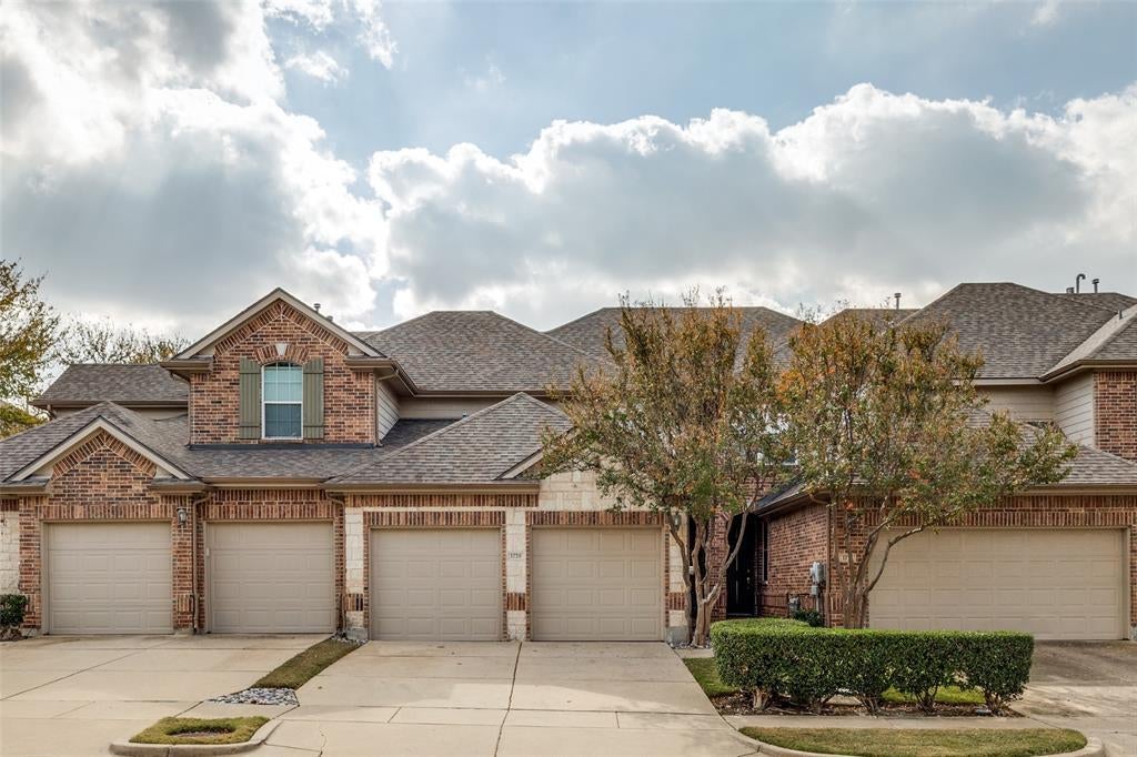1720 Brookview Drive, Carrollton