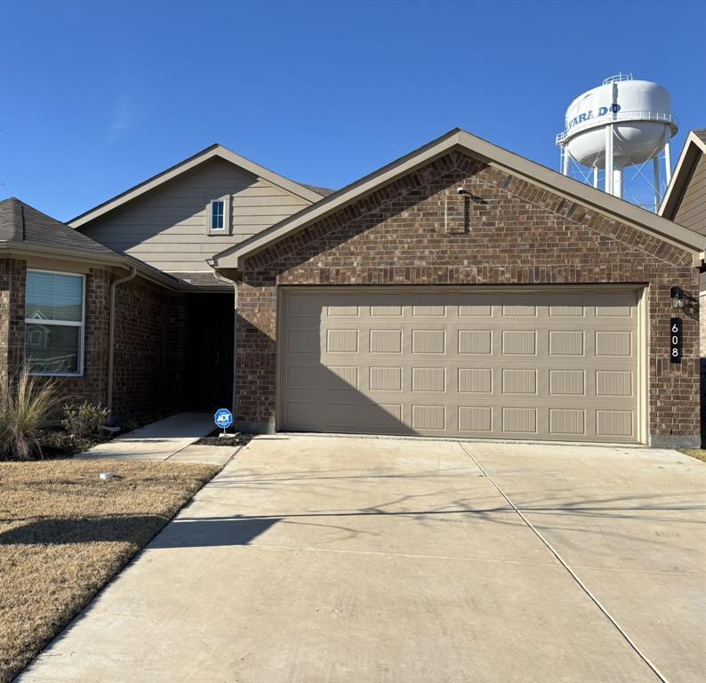 608 Breckenridge Park Drive, Alvarado