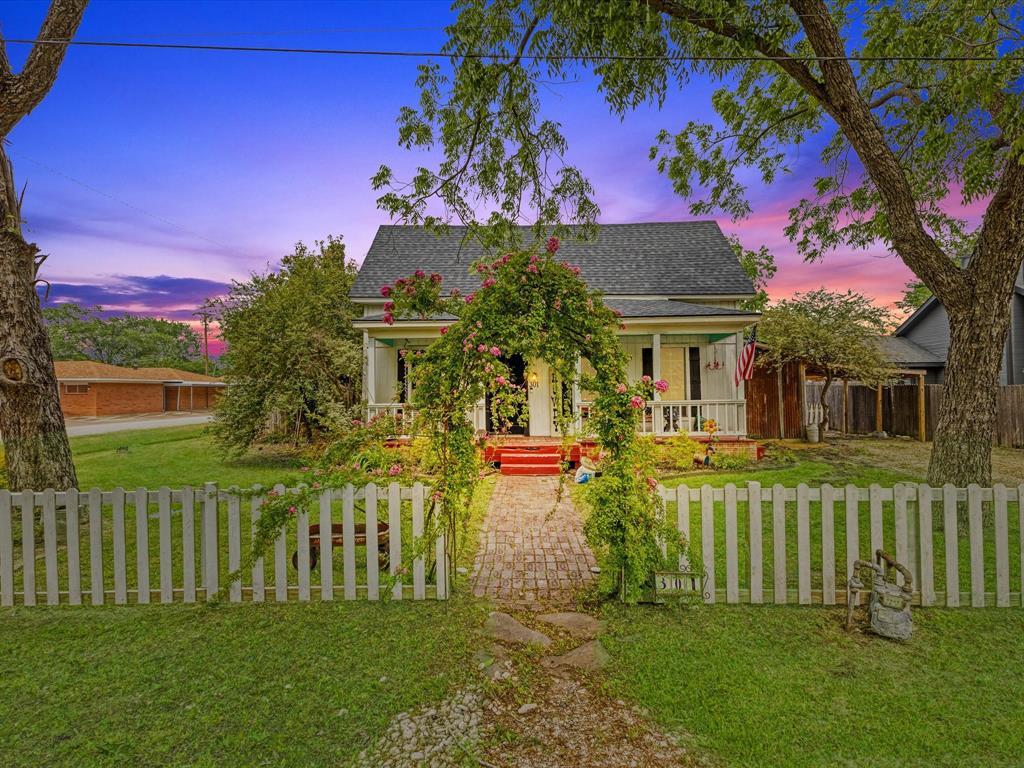 301 S Main Street, Crandall