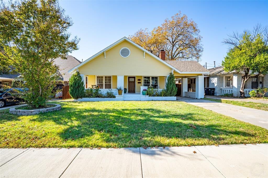 1620 Clover Lane, Fort Worth