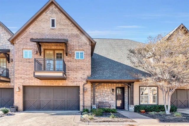 332 Watermere Drive, Southlake