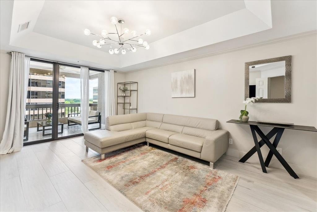 5909 Luther Lane 1002, Dallas