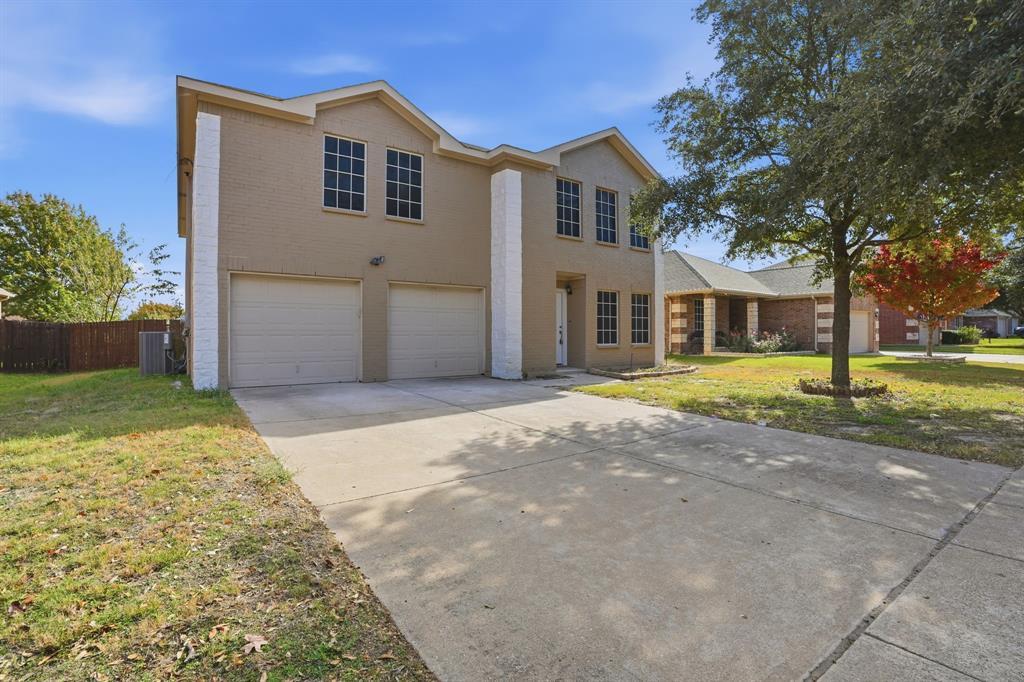 932 Robbins Way, Saginaw