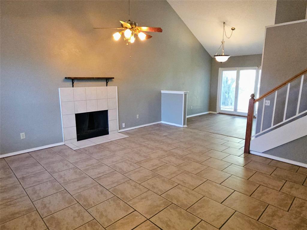 3813 Waxwing Circle S, Fort Worth